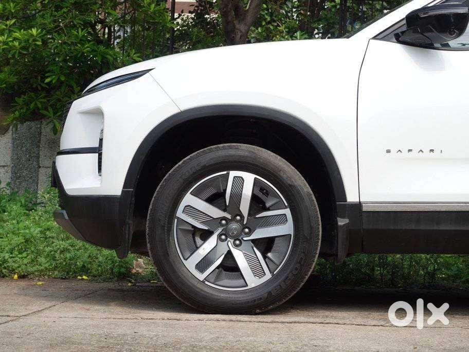 Tata Safari Adventure Plus, 2024, Diesel