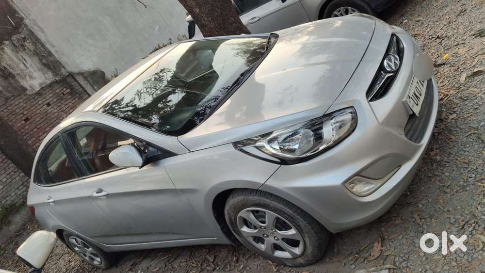 Hyundai Verna Vtvt 1.6 Sx, 2012, Petrol