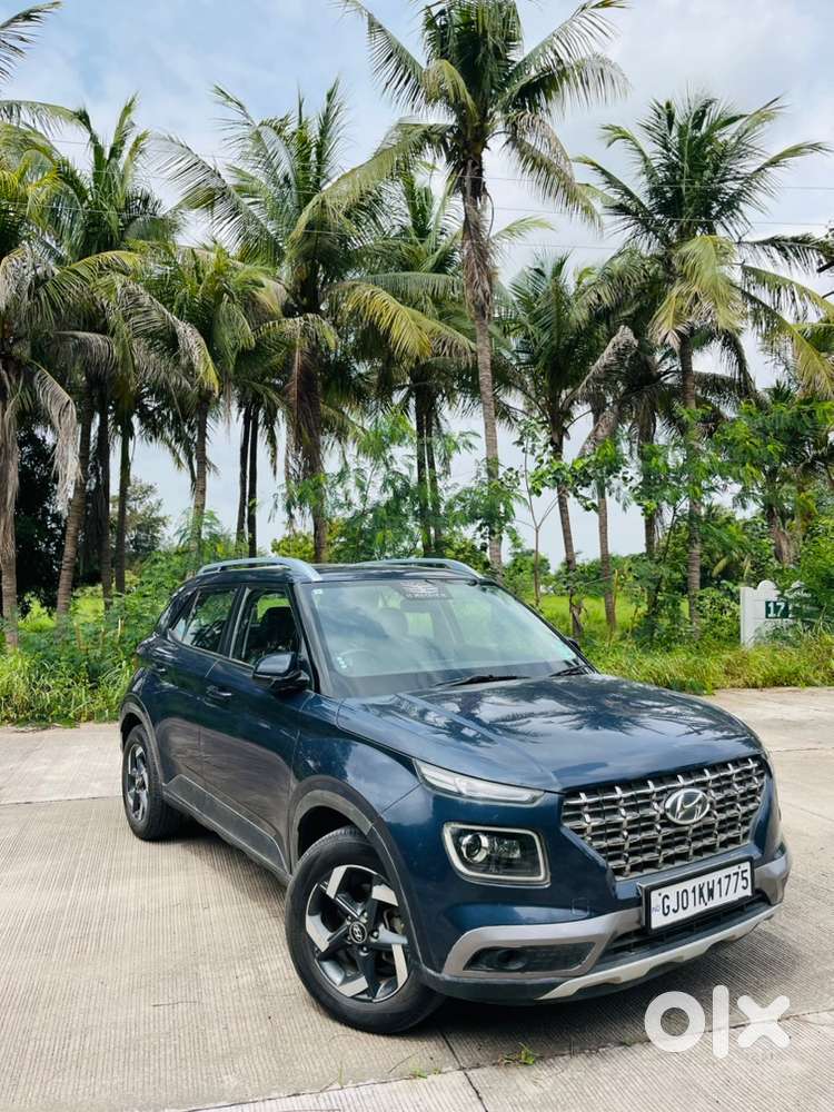 Hyundai Venue 2019 Diesel 55000 Km Driven