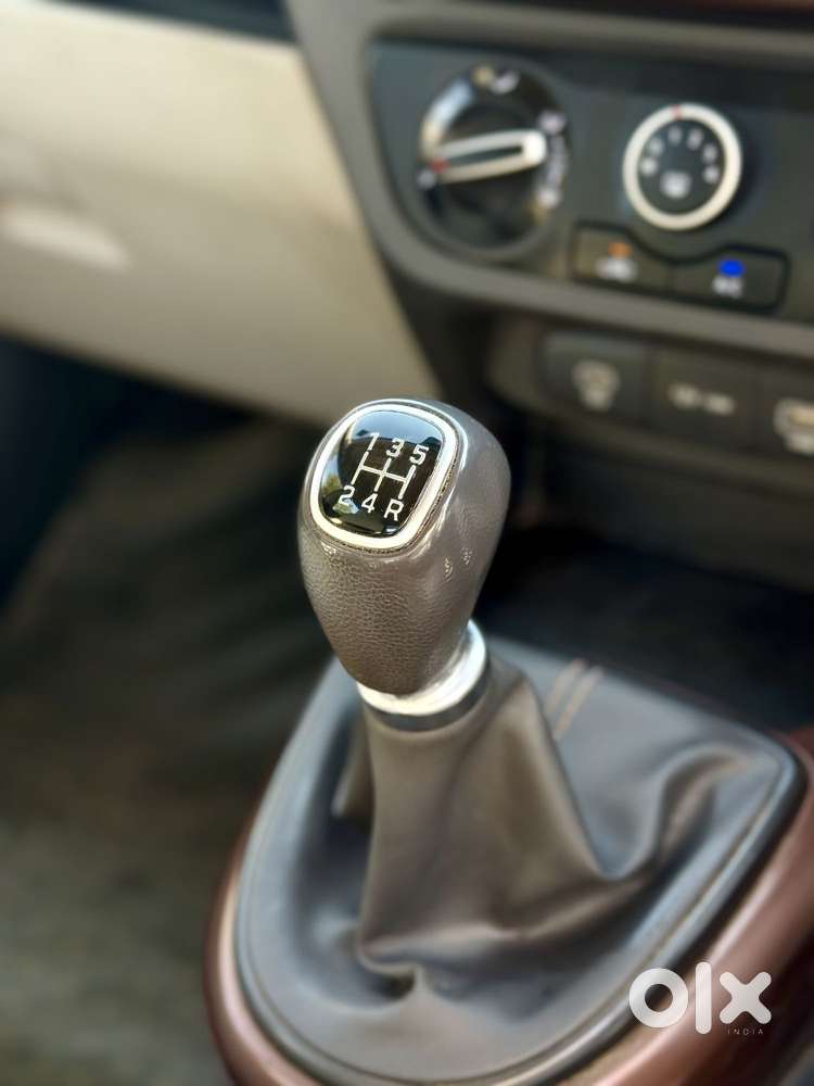 Hyundai Aura Sx 1.2 Cng, 2023, Cng & Hybrids