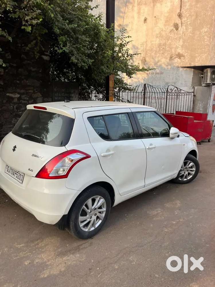 Swift Zxi Petrol