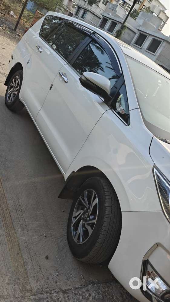 Toyota Innova Crysta 2.4 V 8 Str, 2024, Diesel