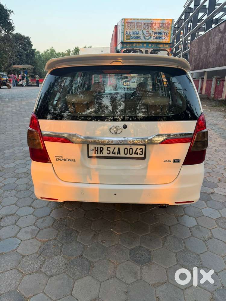 Toyota Innova 2009-2011 2.0 Gx 8 Str, 2011, Diesel