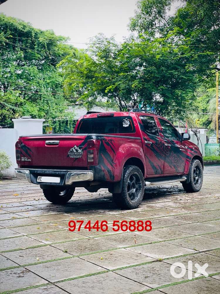 Isuzu D-max V-cross 2018 Diesel Well Maintained
