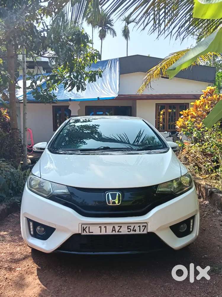 Honda Jazz 2015 Diesel Well Maintained