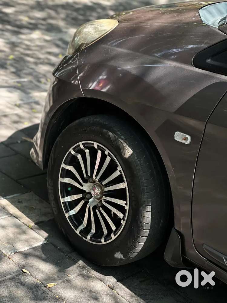 Honda Amaze 2014 Diesel Well Maintained