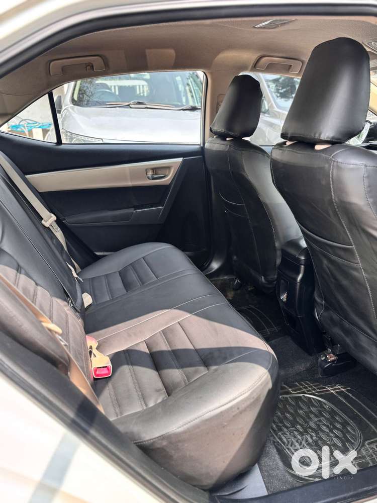 Toyota Corolla Altis Facelift, 2014, Petrol