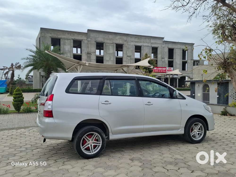 Toyota Innova [2013-2016] 2.5 G4 7 Str, 2015, Diesel