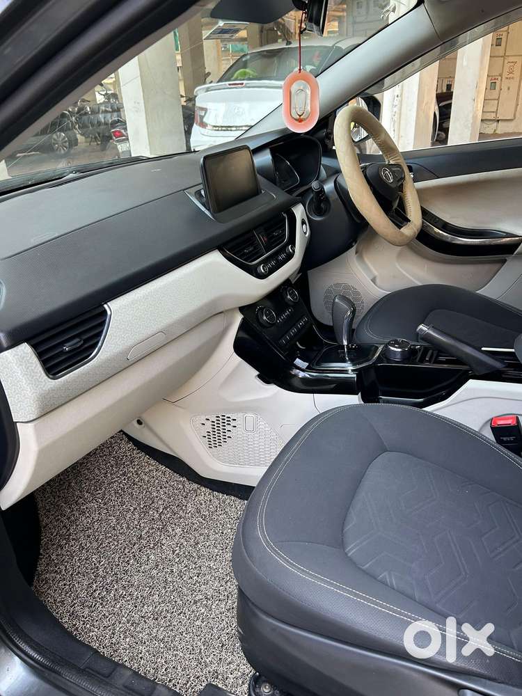 Tata Nexon Amt Xza Plus, 2020, Petrol