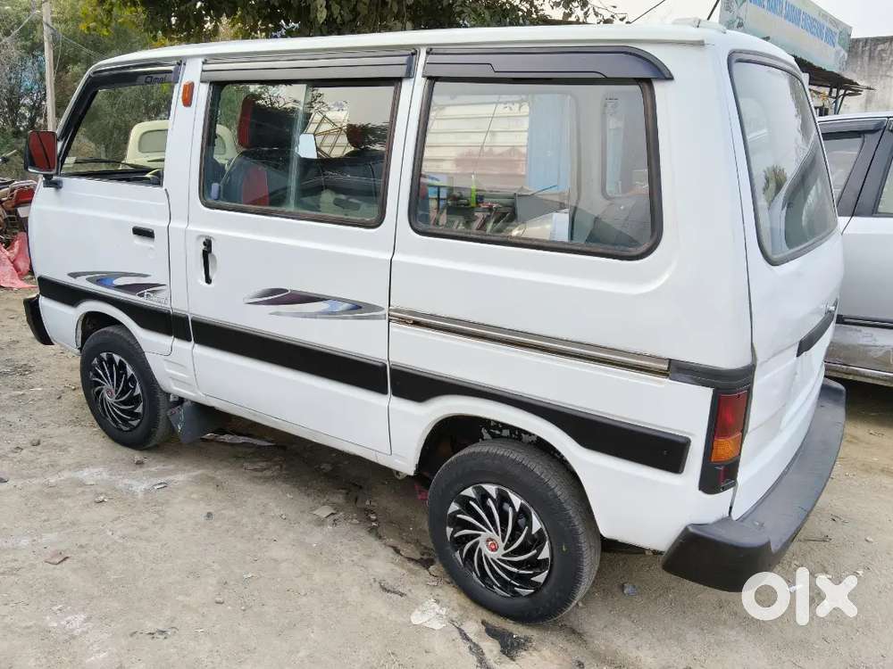Maruti Suzuki Omni 2017 Petrol Well Maintained