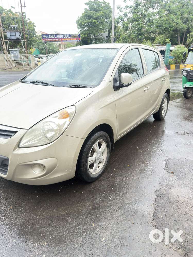 Hyundai I20 Sportz Petrol, 2010, Petrol