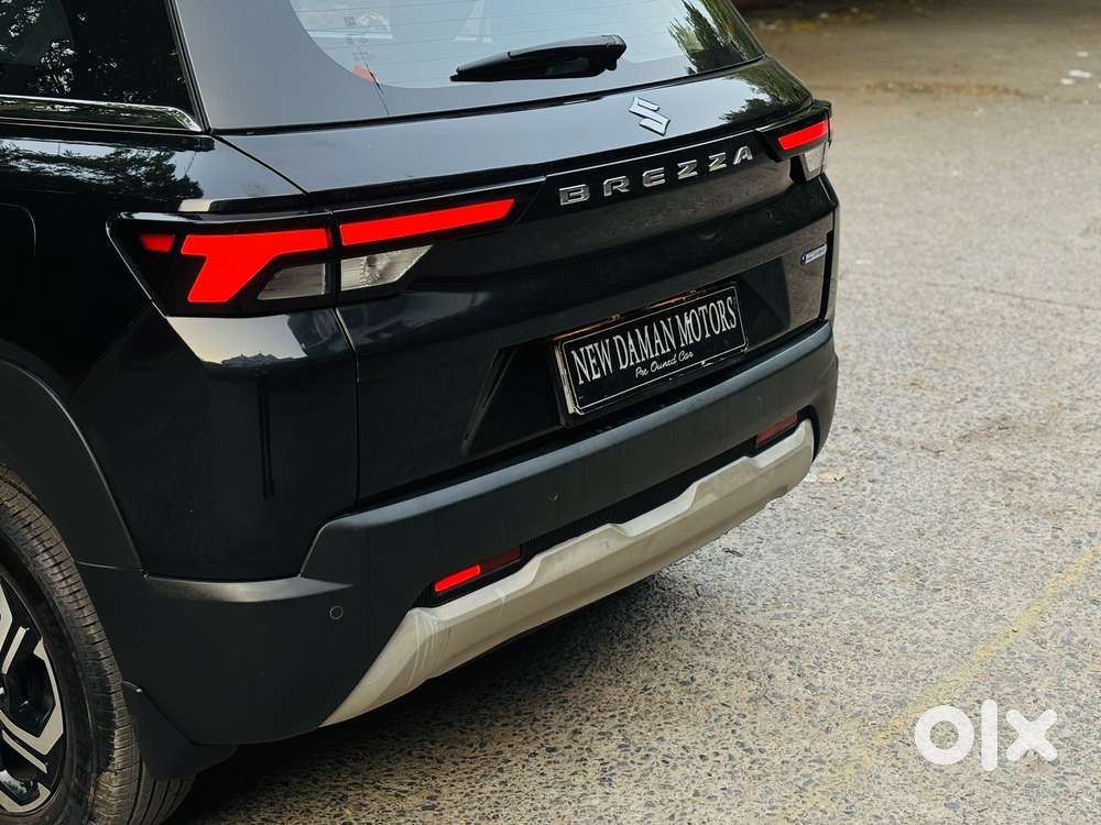 Maruti Suzuki Brezza 1.5 Zxi Plus At Smart Hybrid, 2025, Petrol