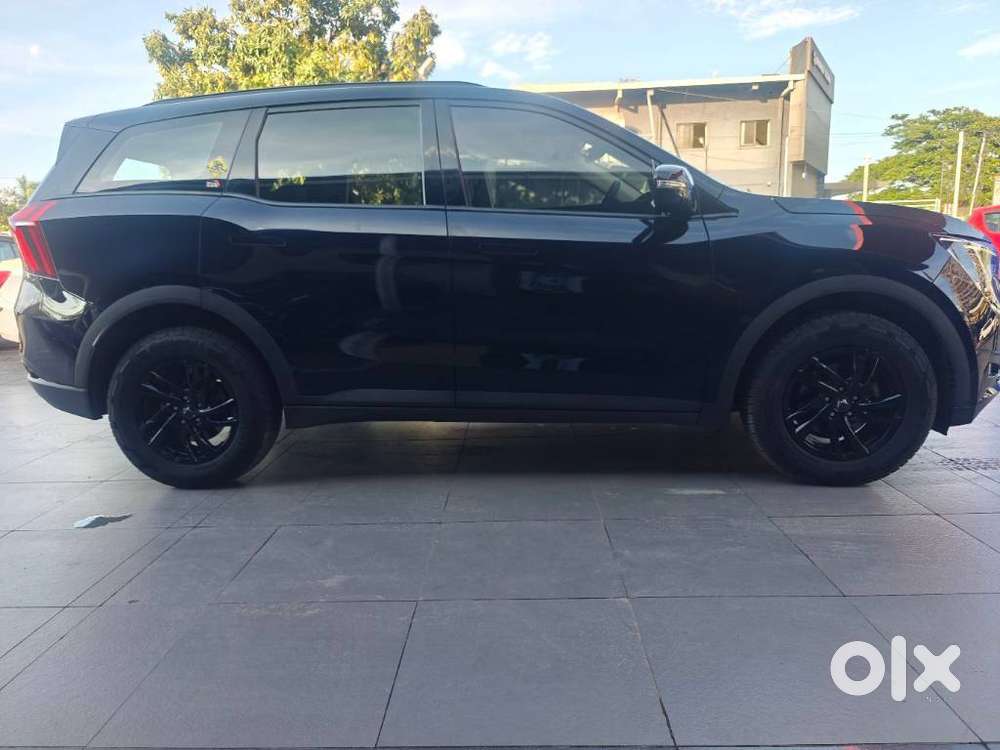 Mahindra Xuv700 2.2 Ax 5 Diesel At 7 Str, 2023, Diesel