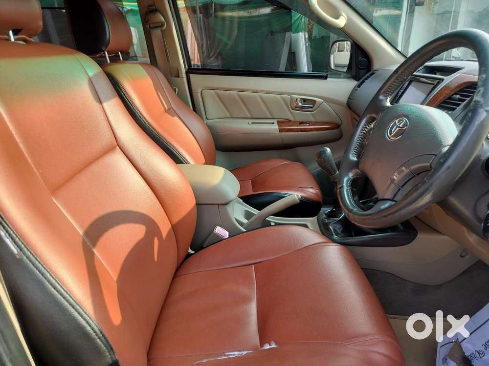 Toyota Fortuner 3.0 4x4 Manual, 2011, Diesel