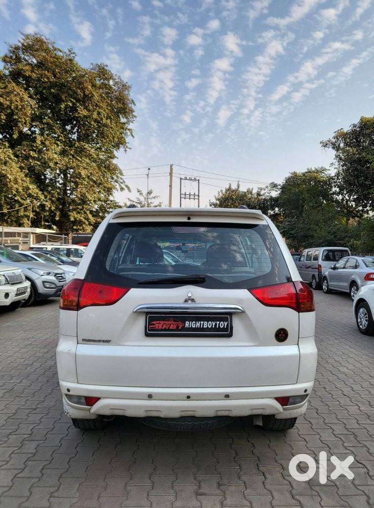 Mitsubishi Pajero Sport 2.5 Manual, 2014, Diesel