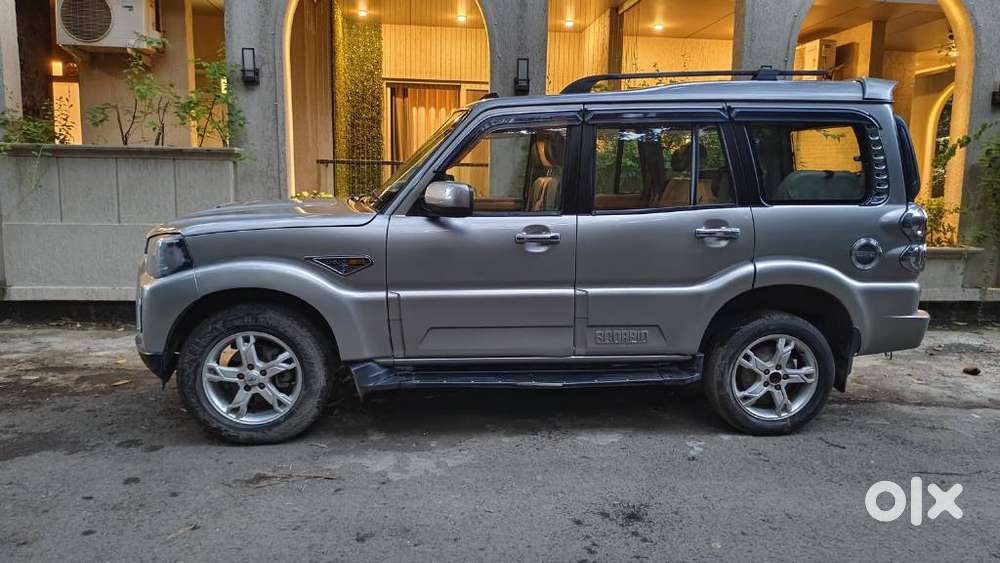 Mahindra Scorpio S10 8 Seater, 2015, Diesel