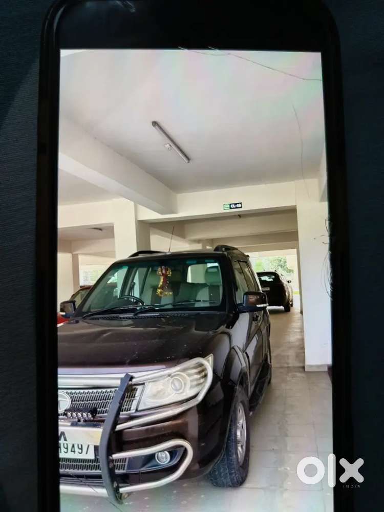 Tata Safari Storme 2014