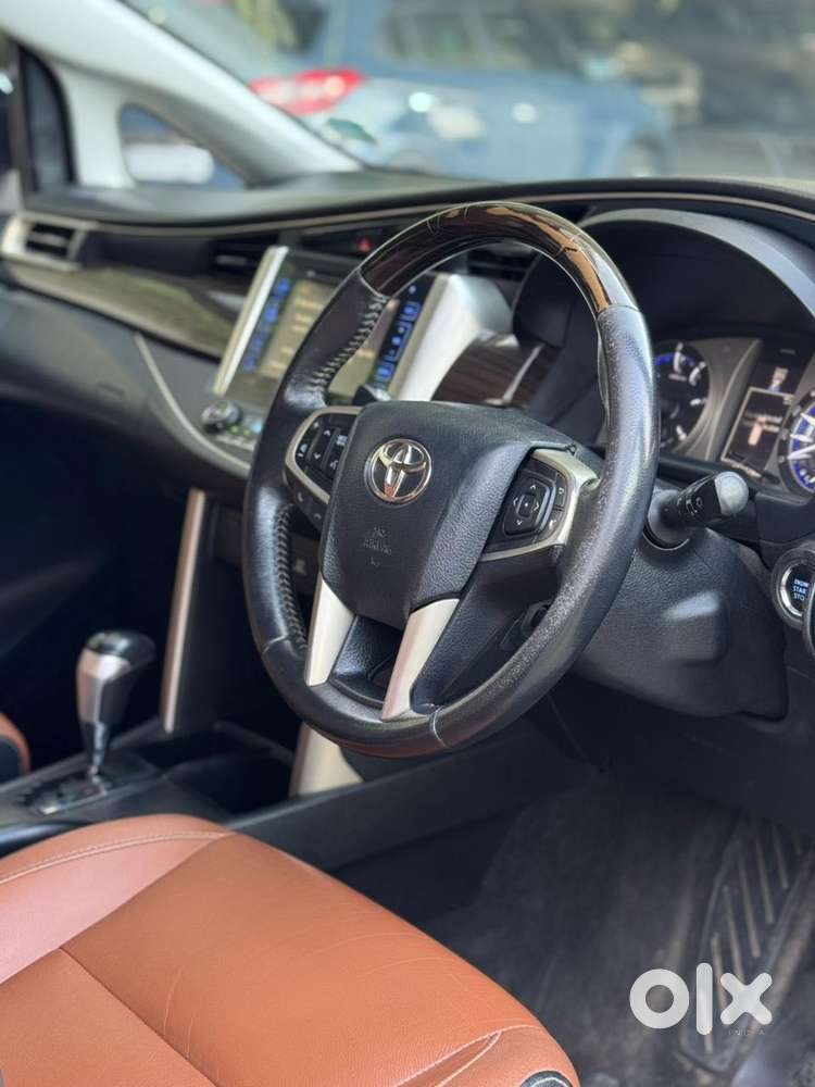 Toyota Innova Crysta 2.8 Zx At 7 Seater, 2018, Diesel