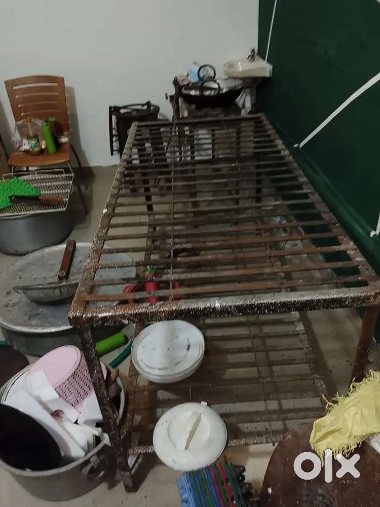Wall fans table