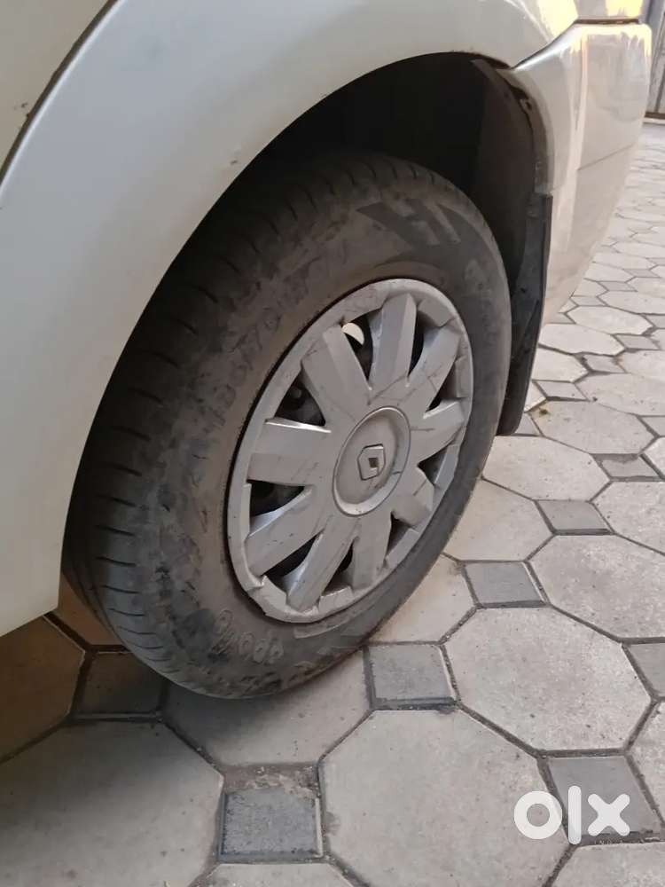 Mahindra E Verito 2012