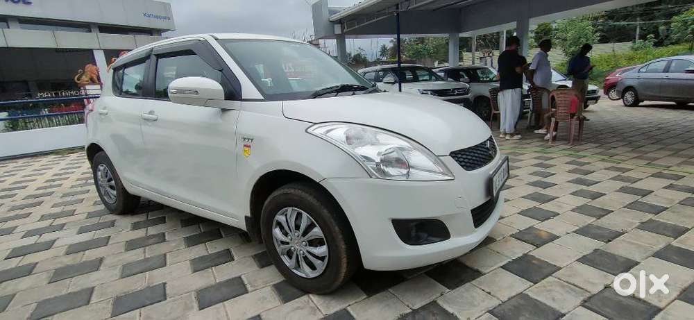 Maruti Suzuki Swift 1.2 Vxi (o), 2013, Petrol