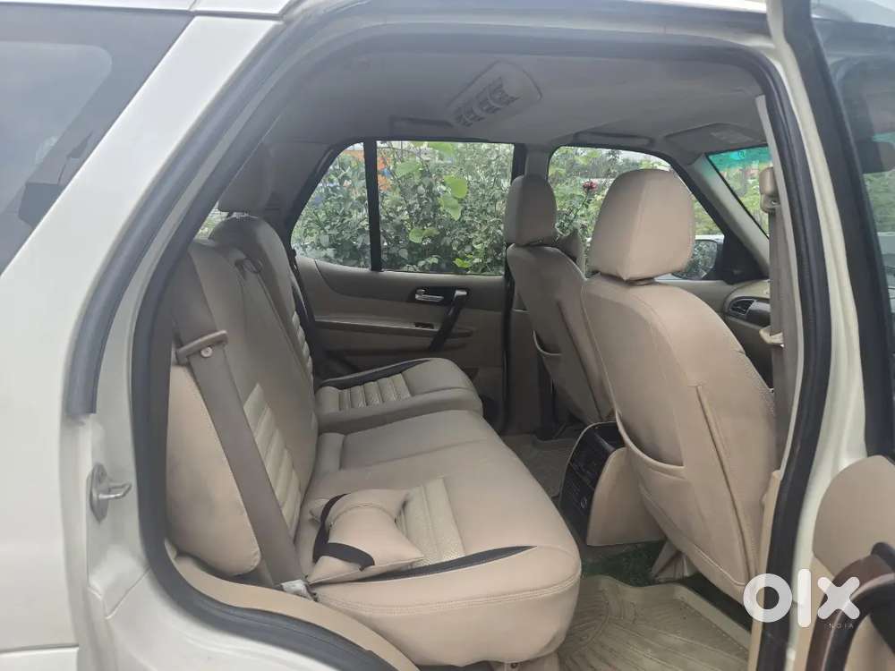 Tata Safari Strome Vx 2015