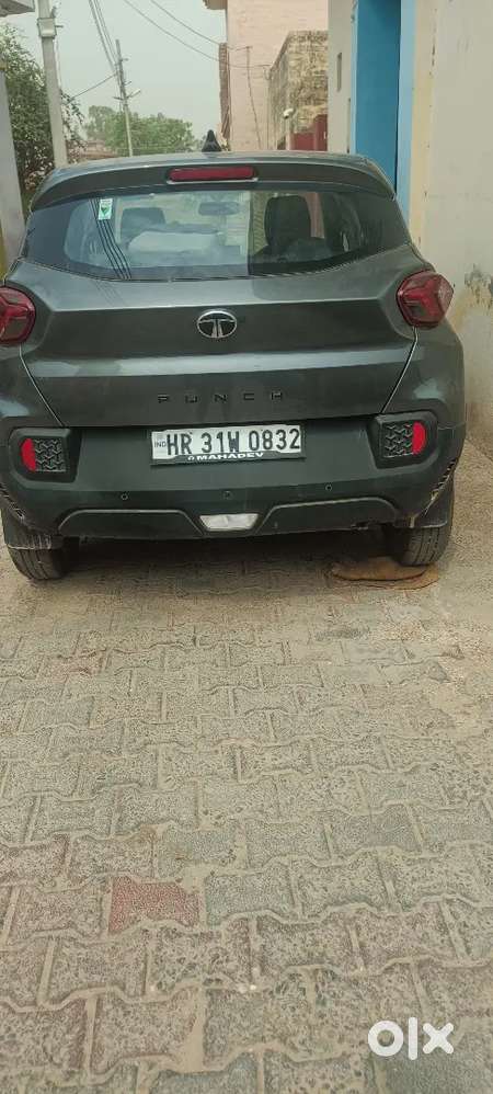 Tata Punch Is Best Car . Centre Lock Key. 9inch Display Led.back Camra