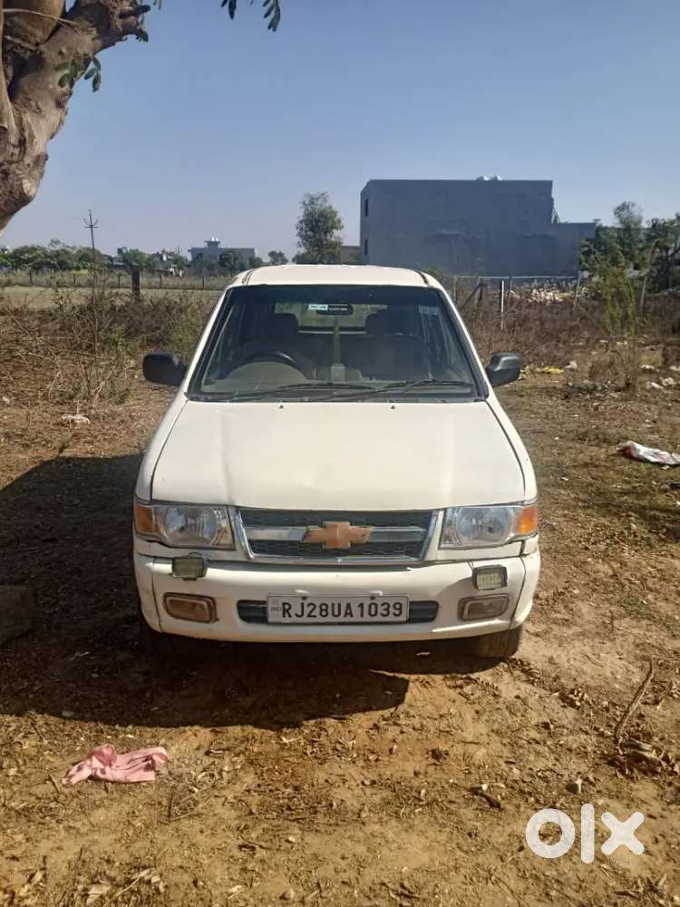 Chevrolet Tavera Elite 2010