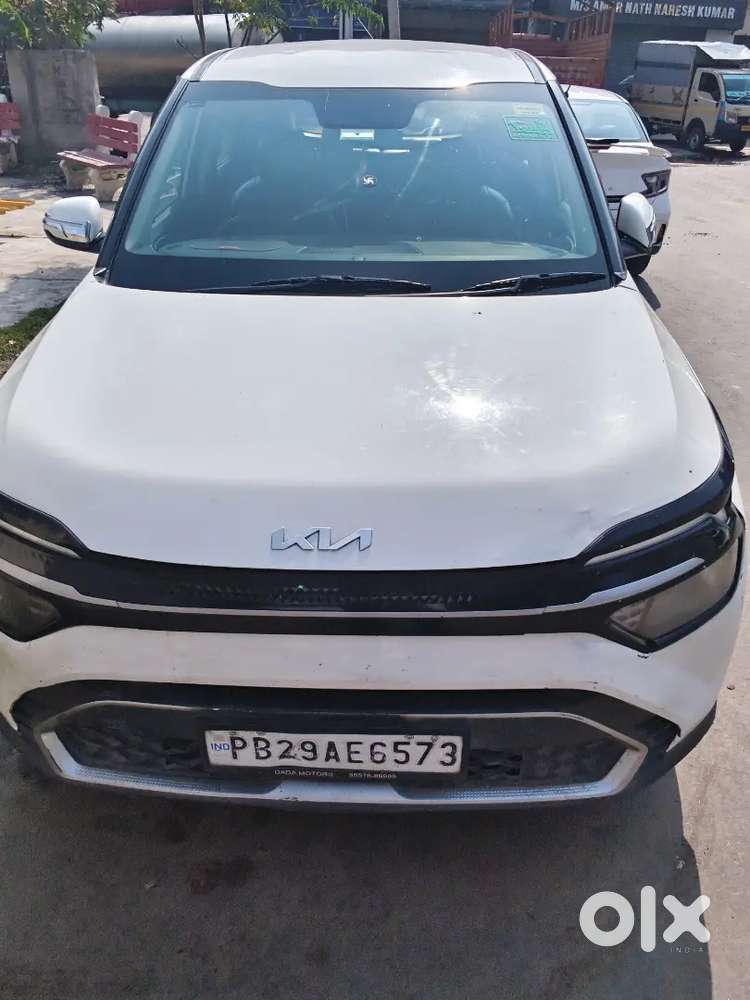Kia Carens 1.5 Premium 2022