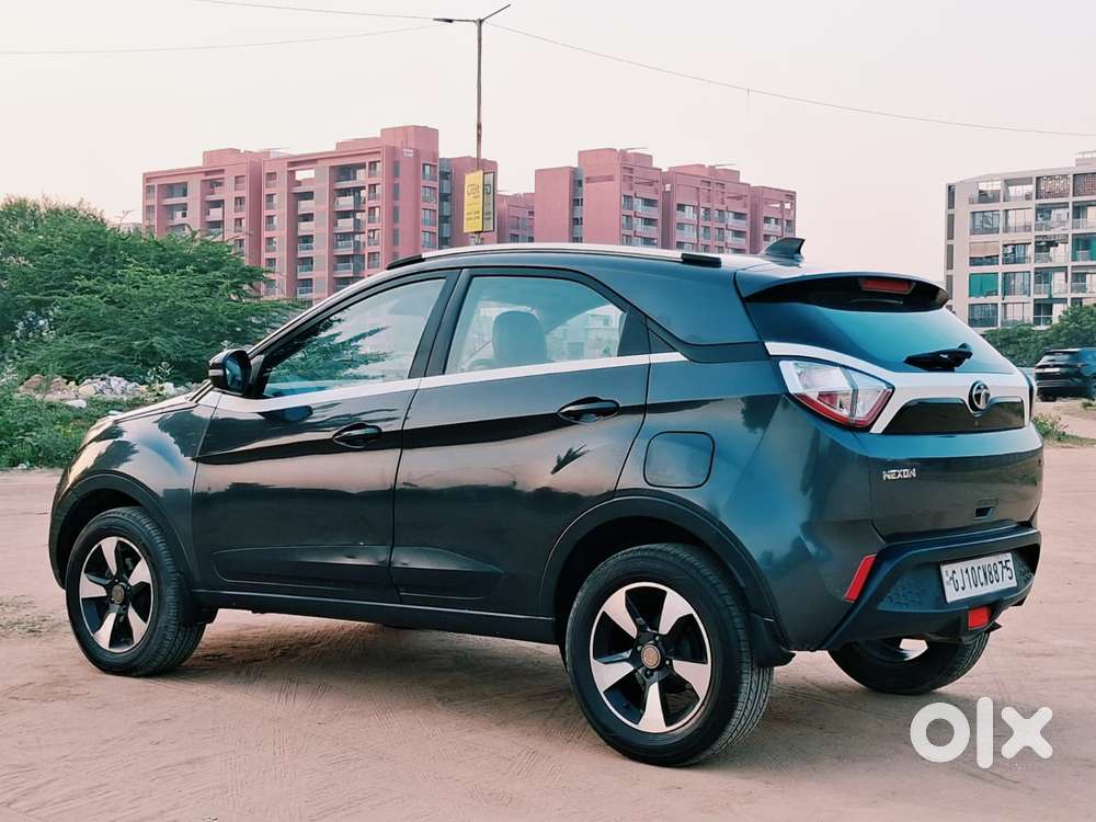 Tata Nexon 1.2 Revotron Xza Plus, 2018, Petrol