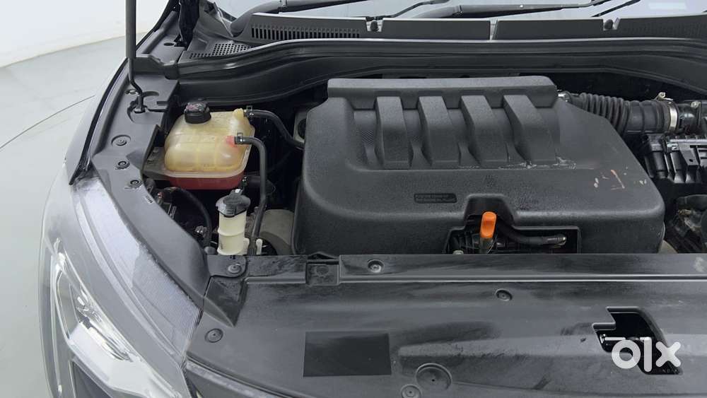 Mahindra Xuv700 2.0 Ax 7 Petrol At Str, 2021, Petrol