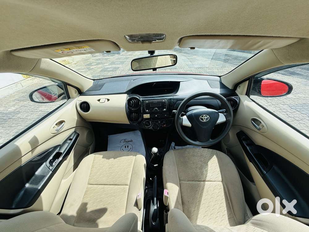 Toyota Etios Liva 1.2 Vx Dual Tone, 2017, Petrol