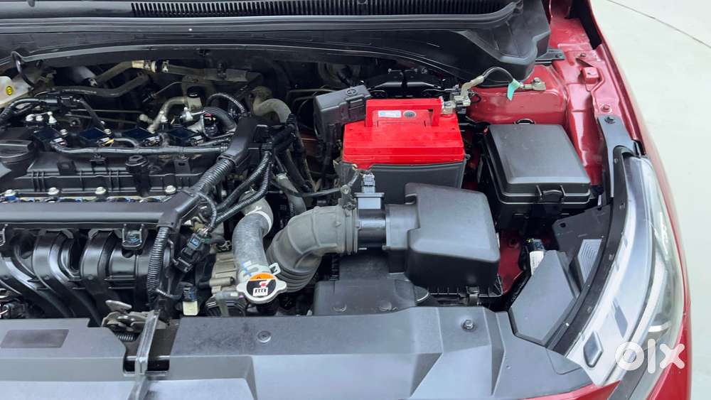 Hyundai New I20 1.2 Asta (o) Mt Dual Tone, 2022, Petrol
