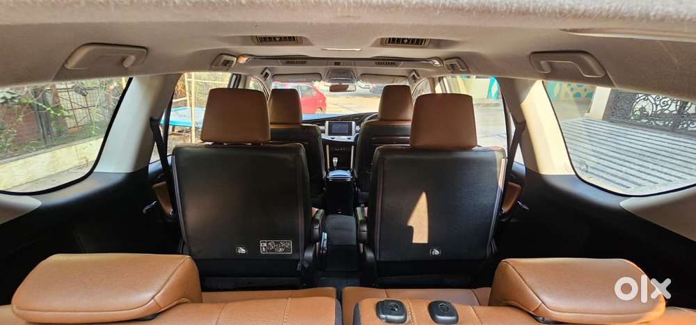 Toyota Innova Crysta 2.8z Automatic, 2016, Diesel