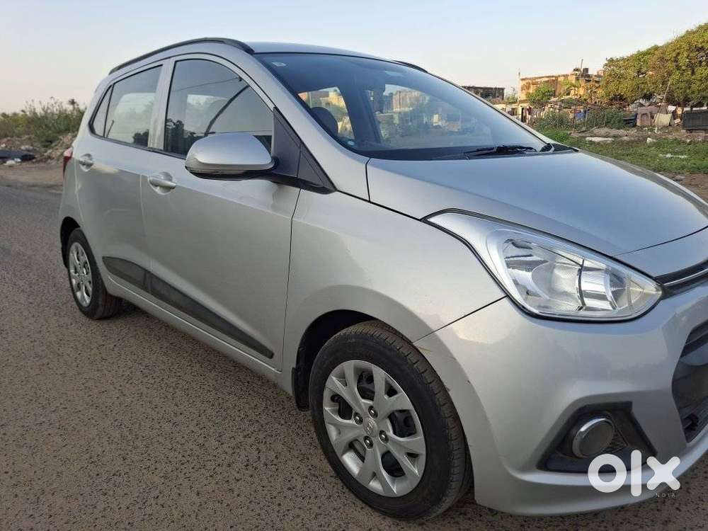 Hyundai Grand I10 2013-2016 Sportz, 2016, Petrol