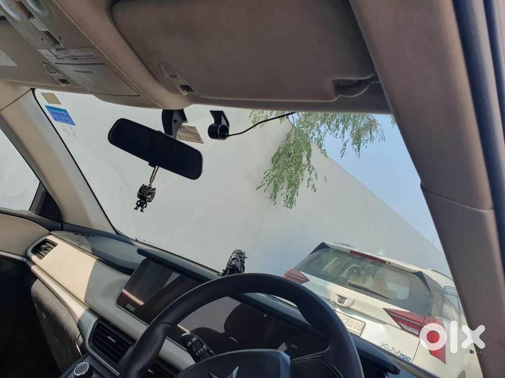 Xuv7oo7seatr