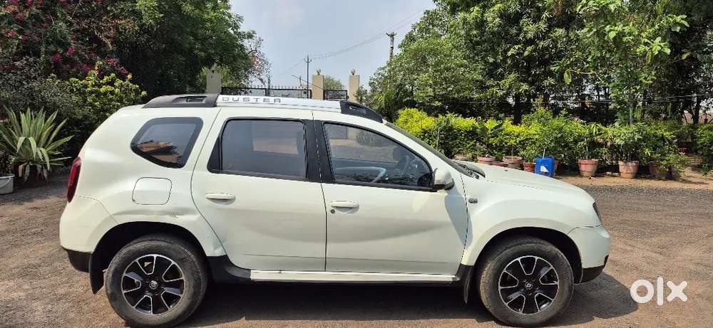 Renault Duster Automatic 2017  Turbo Engine  Excellent Condition