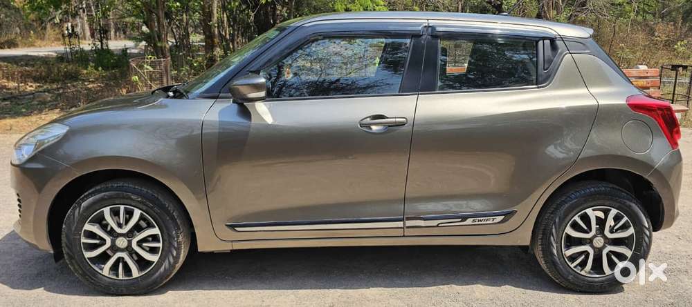 Maruti Suzuki Swift 1.2 Vxi (o), 2022, Petrol