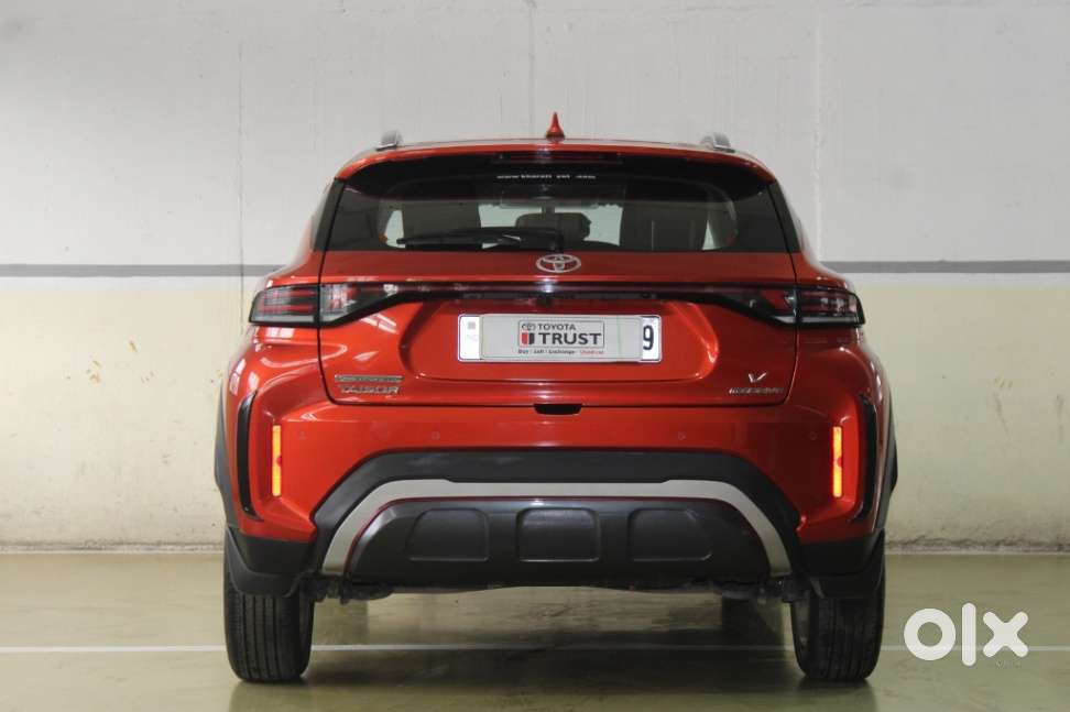 Toyota Urban Cruiser Taisor V 1.0 Petrol Mt, 2024, Petrol