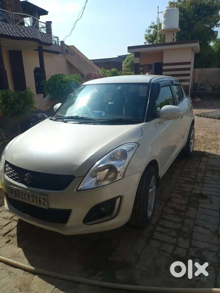Maruti Suzuki Swift Petrol 42000 Km Driven