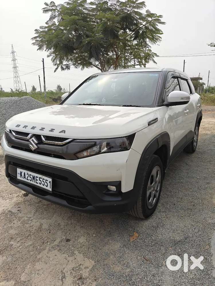 Maruti Suzuki Brezza Vxi Automatic Smart Hybrid 2024
