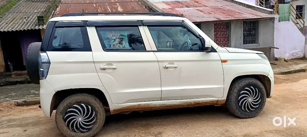 Mahindra Tuv 300 2019