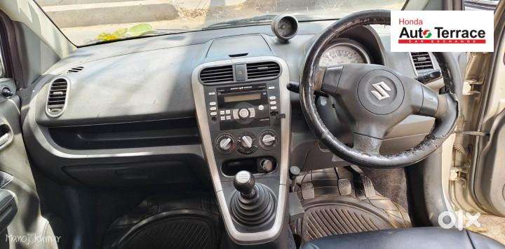 Maruti Suzuki Ritz Vxi, 2012, Petrol