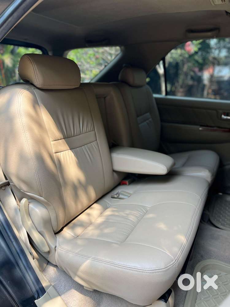 Toyota Fortuner 3.0 4x2 Mt, 2009, Diesel