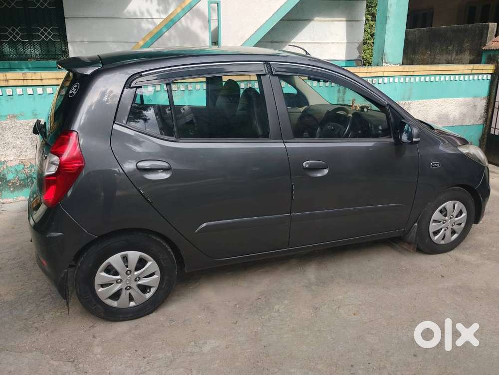 Hyundai I10 Asta 2012 Petrol Top End Model  60600 Km Driven