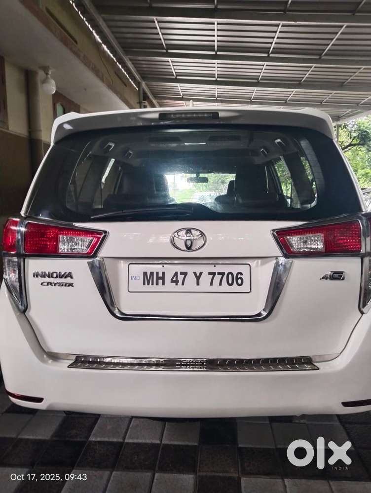 Toyota Innova Crysta 2.4 G Plus Mt 8 Str, 2019, Diesel