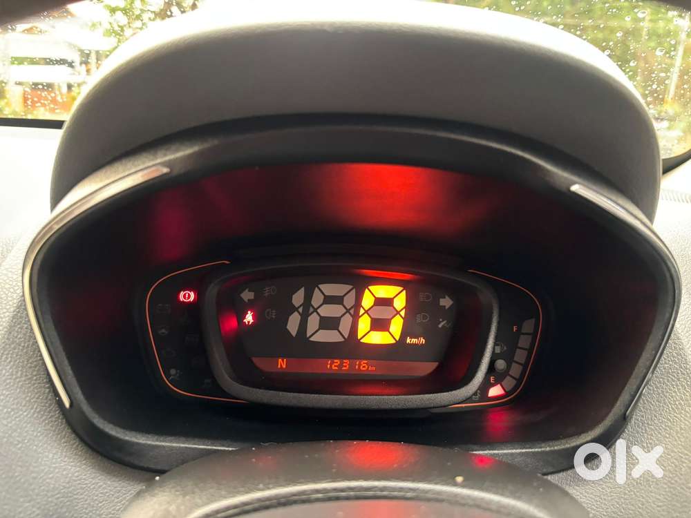 Renault Kwid 1.0 Rxt Amt Opt, 2019, Petrol