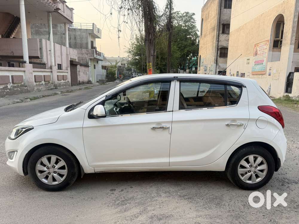 Hyundai I20 2015-2017 Sportz Option 1.4 Crdi, 2013, Diesel