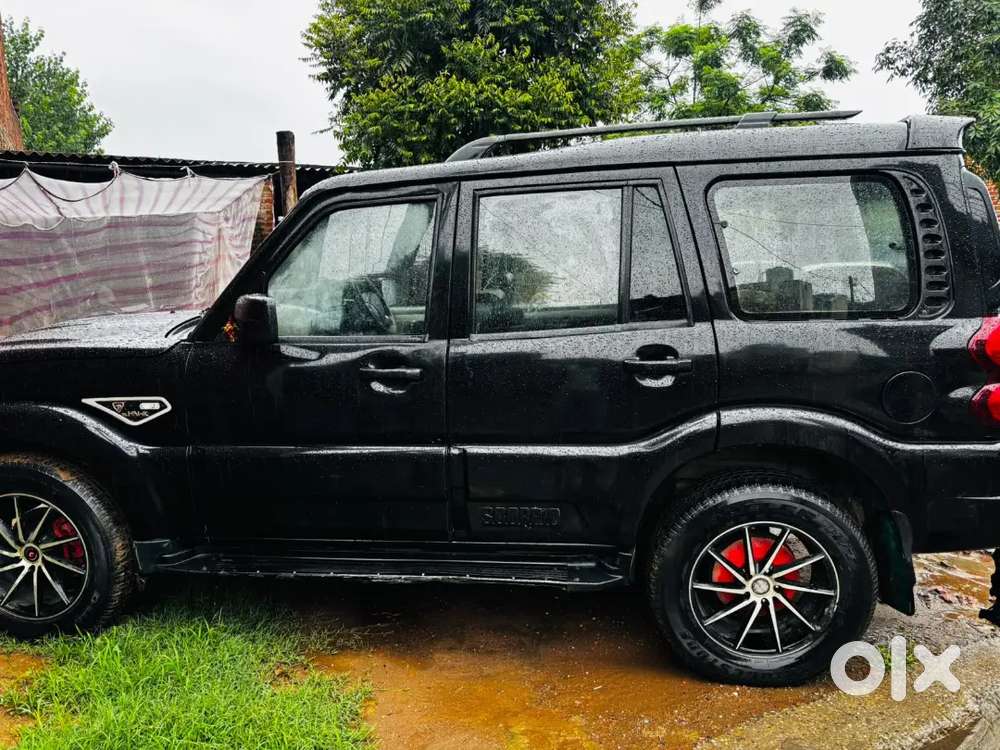Mahindra Scorpio-n Diesel 2017.    6 Owner