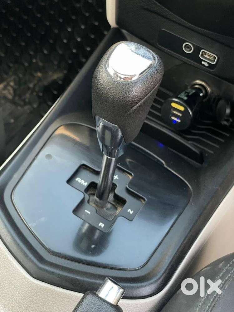 Mahindra Xuv300 W6, 2021, Petrol